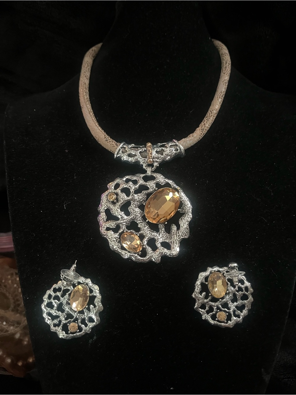 Silver Filigree Pendant Necklace and Earring Set with Amber Stones - Beige Cord